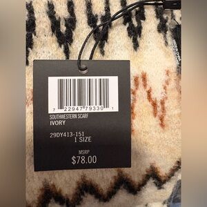 FRYE Southwestern Scarf in Natural or Ivory zigzag pattern NWT